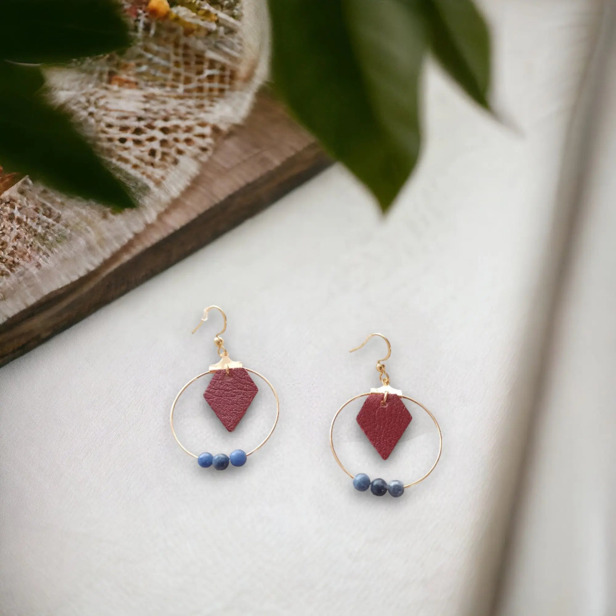 Boucles d'oreilles en liège créoles Sodalite Karmyliege
