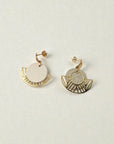 Boucles d'oreilles vegan en peau de pomme, Elena Karmyliege
