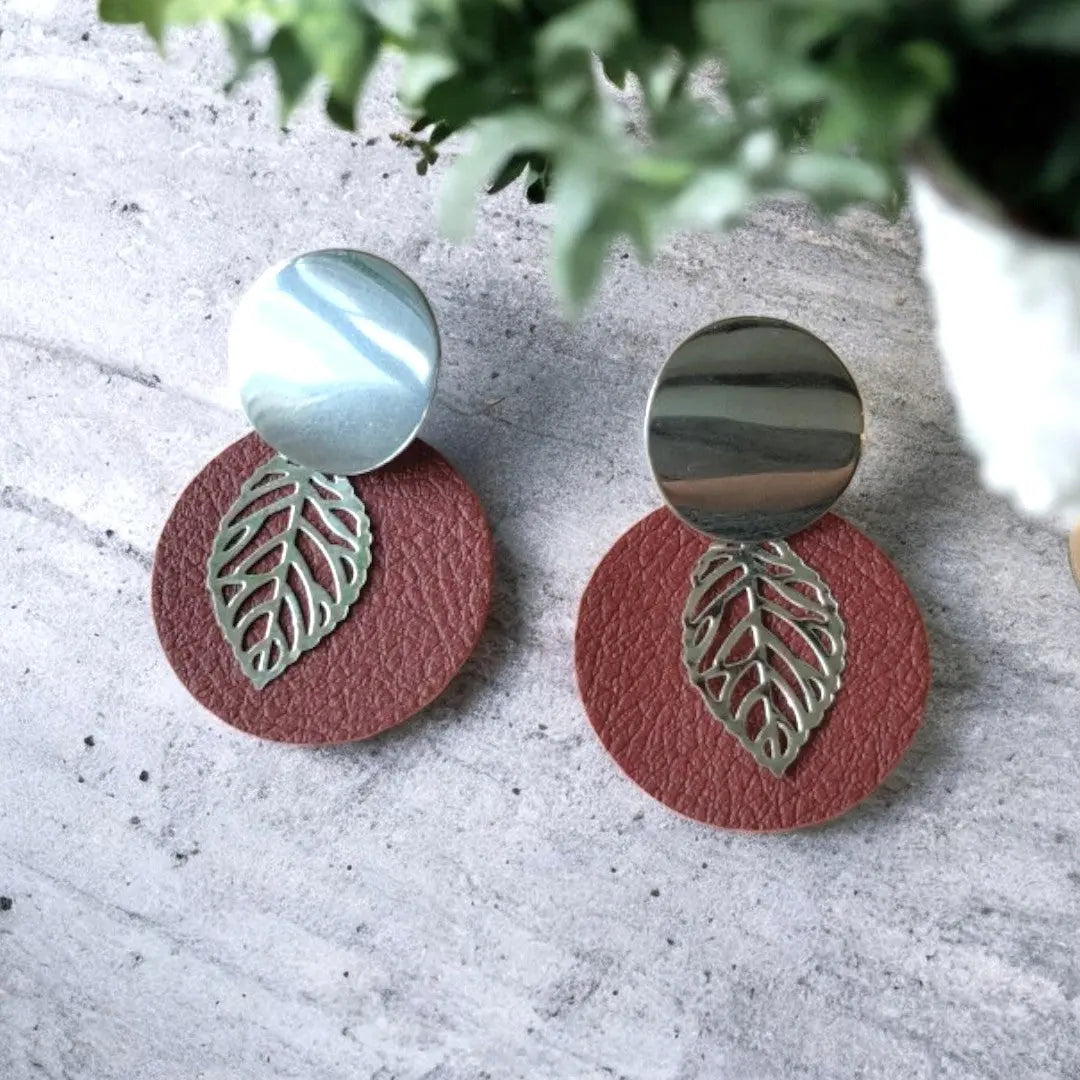 Boucles d'oreilles vegan, Romane - Cuir de pomme Karmyliege Cuir de pomme bordeaux