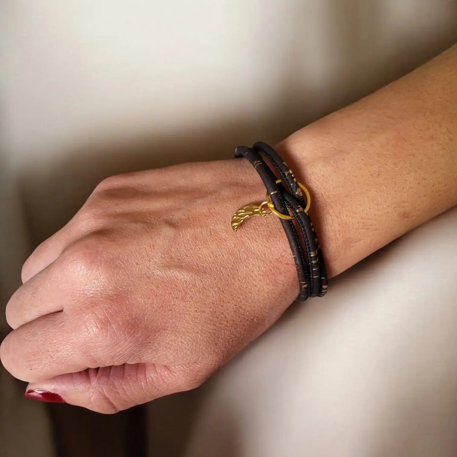Bracelet en liège naturel Luna Karmyliege 20cm-Noir-doré
