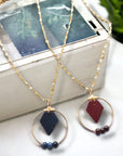 Collier en cuir de pomme végan et perles lithothérapie, Paula Karmyliege