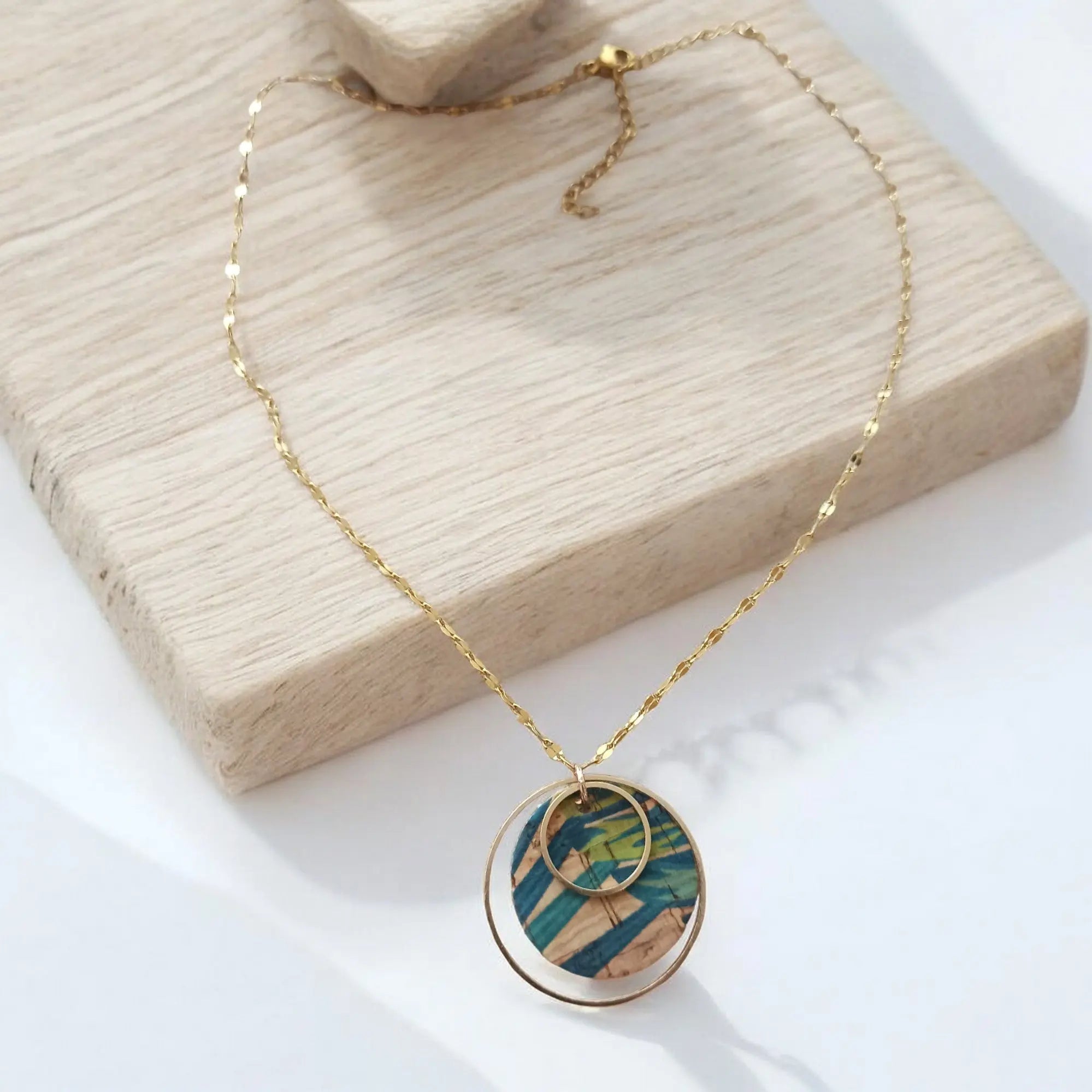 Collier en liège Lola et chaine en acier inoxydable Karmyliege
