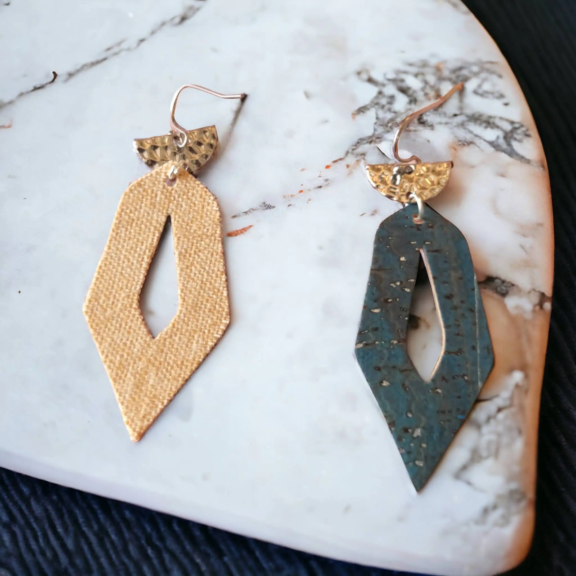 Grandes boucles d'oreilles en liège Lili Karmyliege