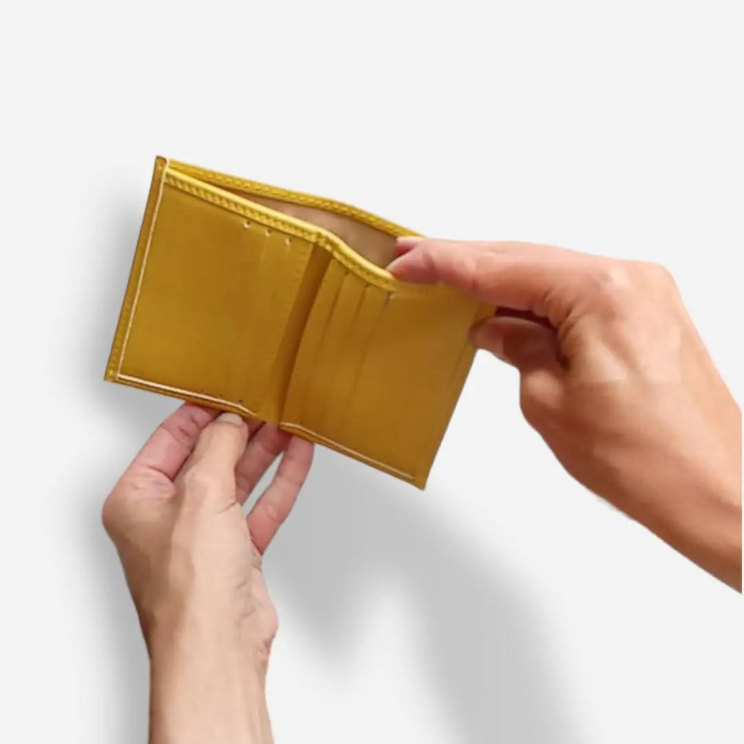 Porte cartes vegan en cuir de bambou jaune Karmyliege