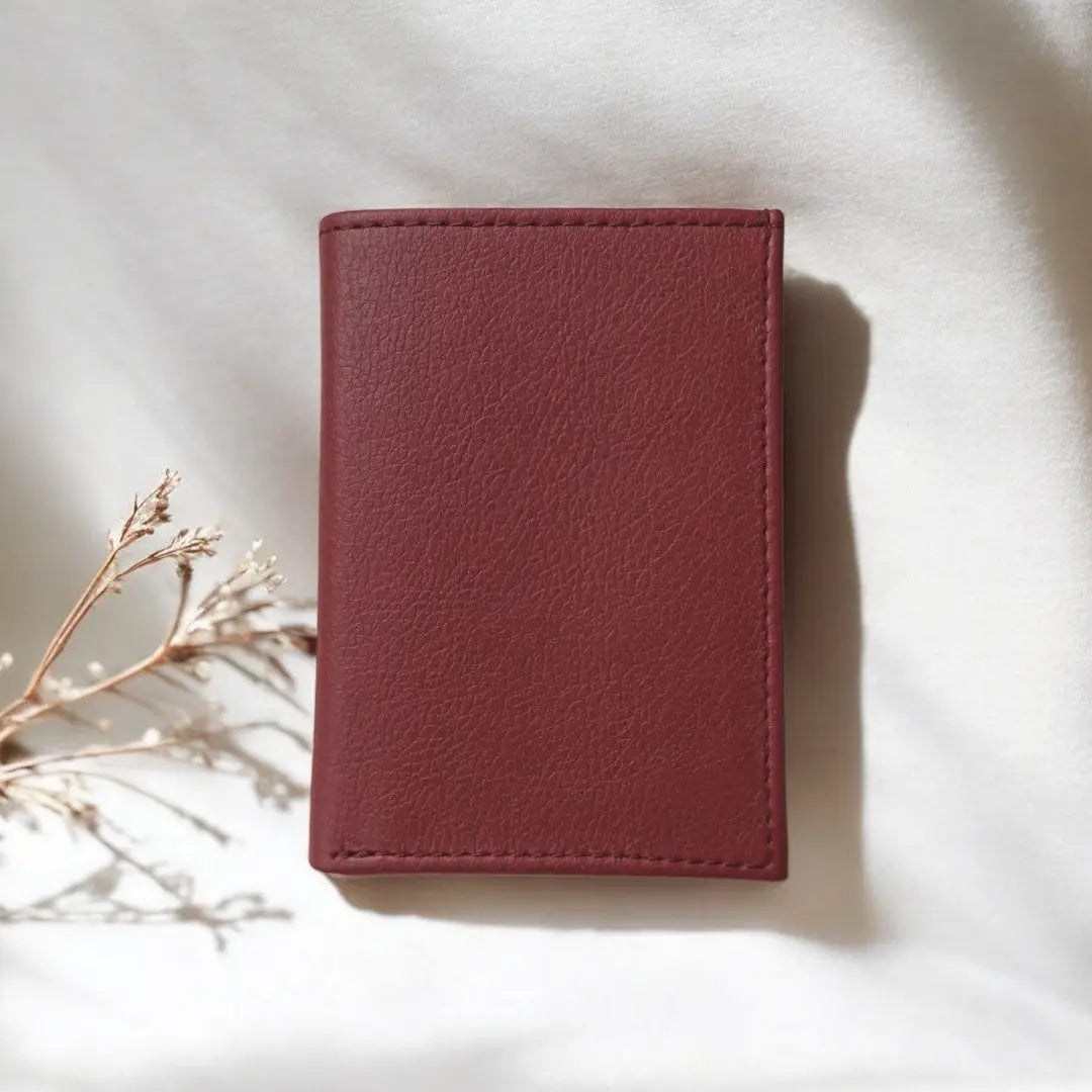 Porte cartes vegan en cuir de pomme Karmyliege Rouge-bordeaux
