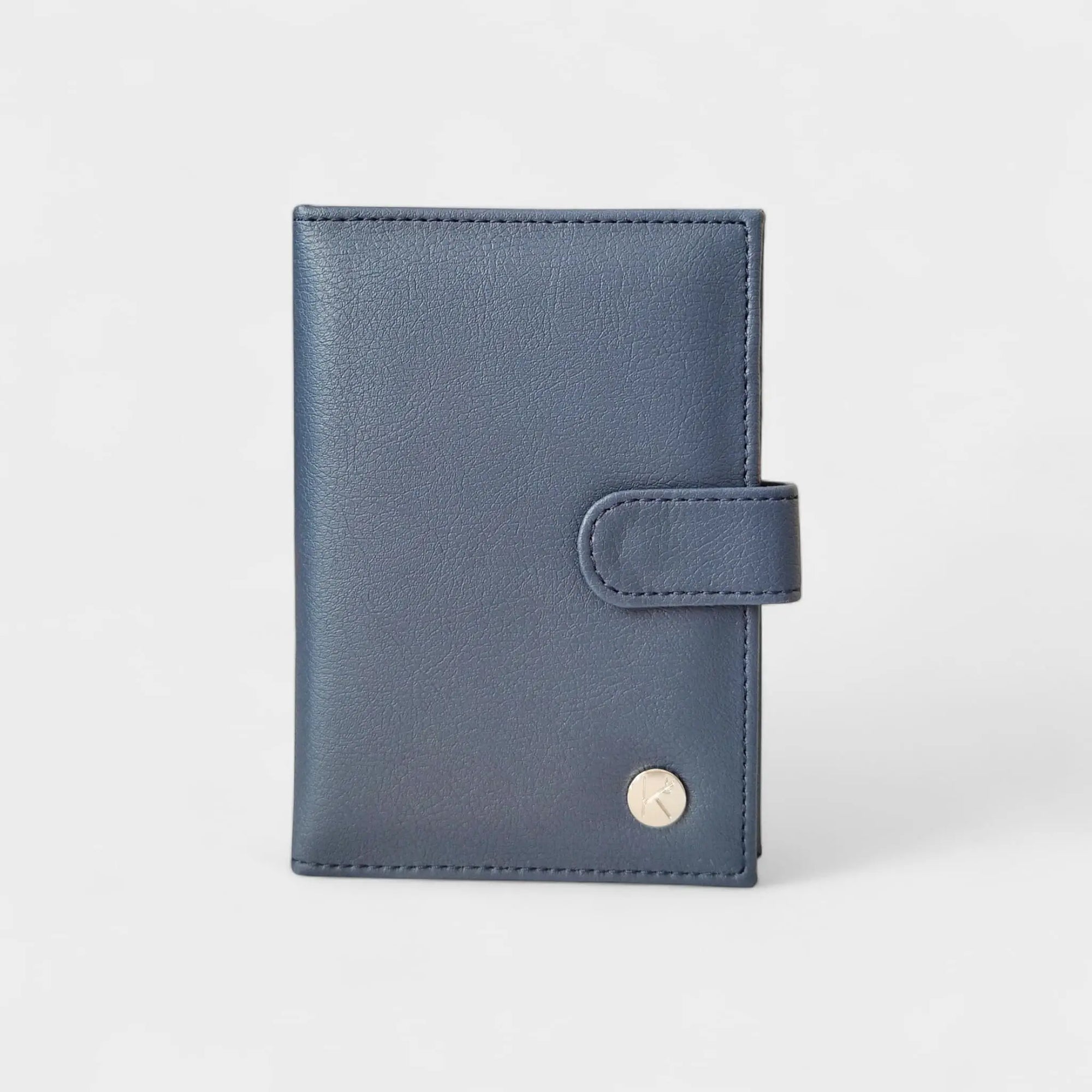 Porte documents vegan- passeport & cartes, Swan en peau de pomme bleu-nuit Karmyliege