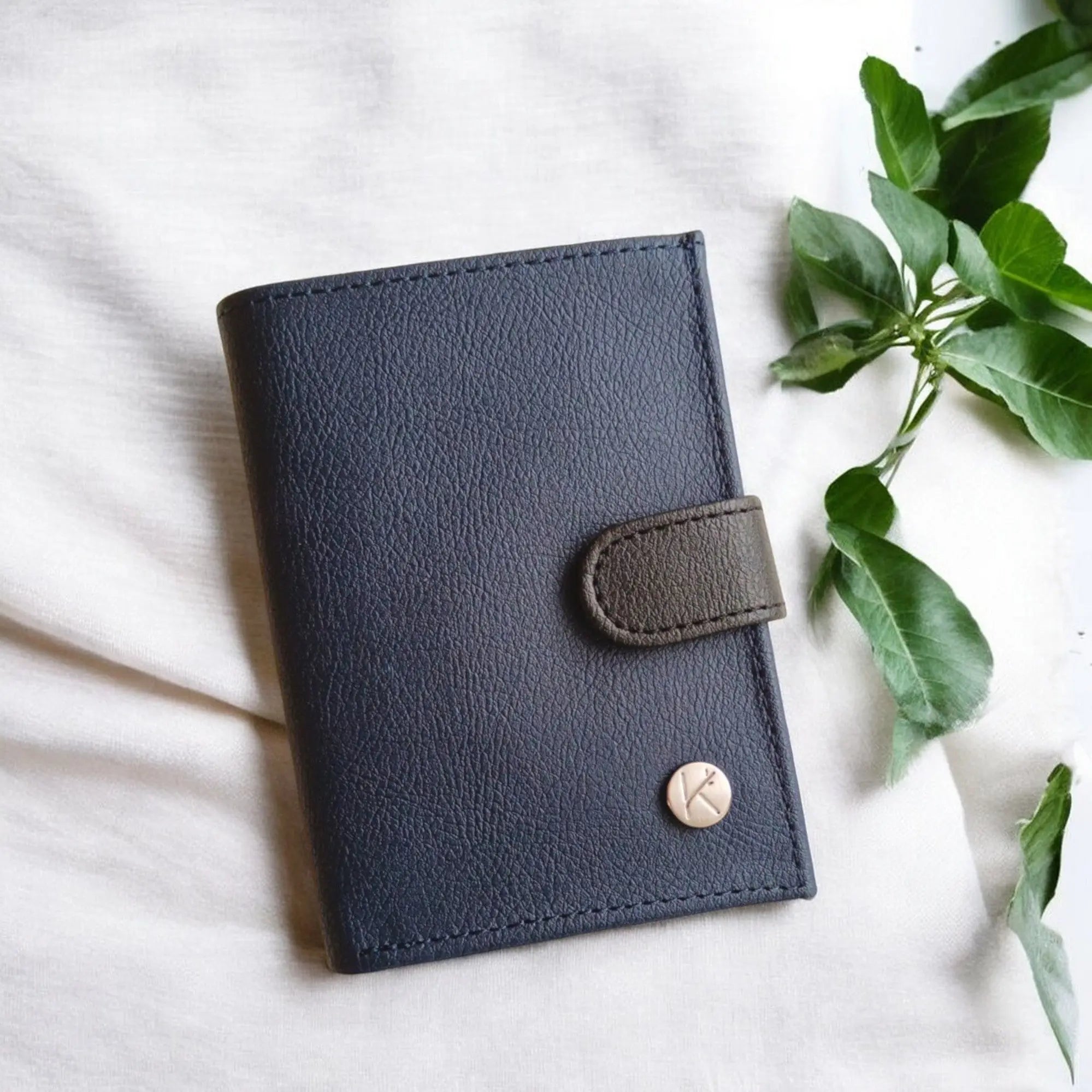 Portefeuille vegan en cuir de pomme, Noha Karmyliege