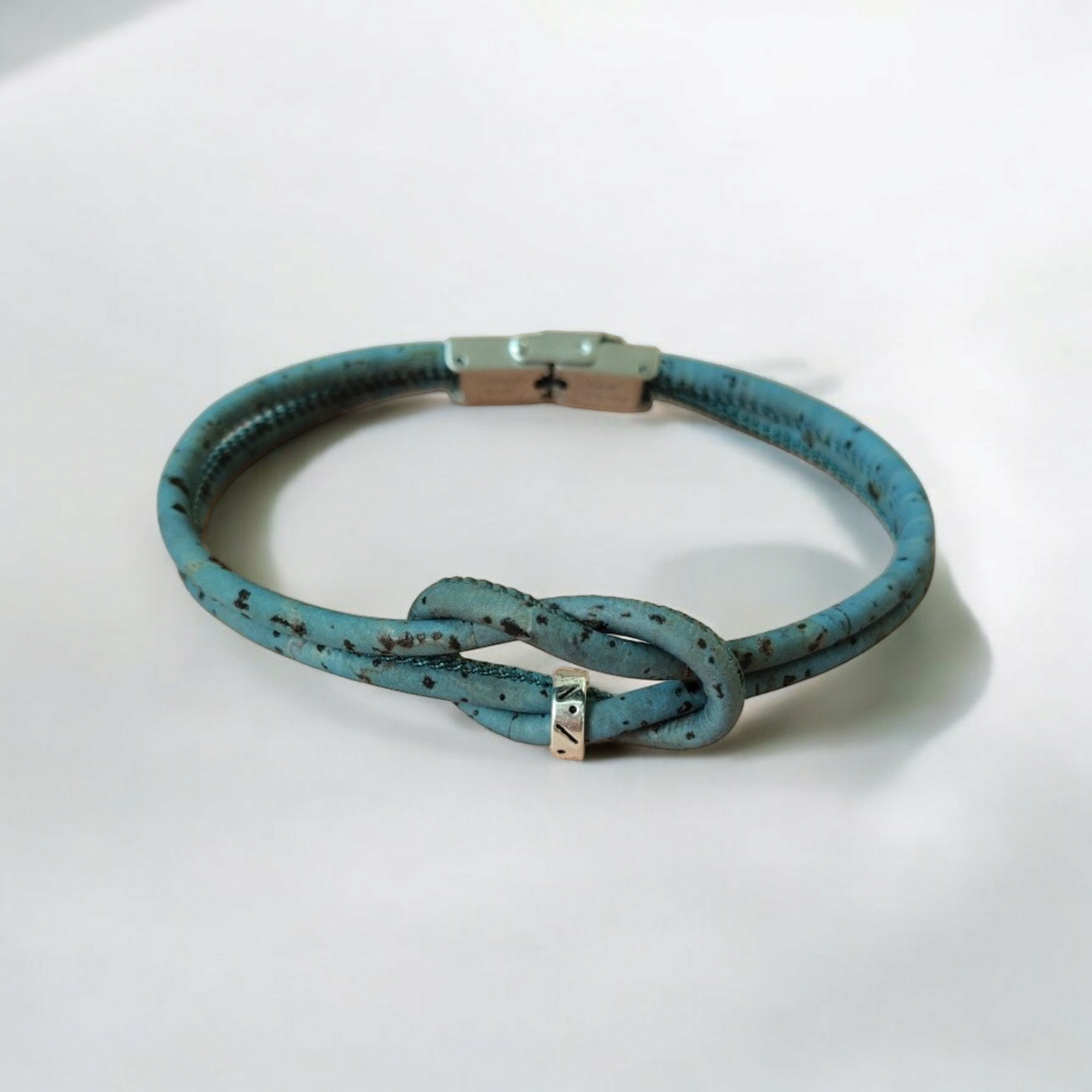 Bracelet en liège, Axel Karmyliege