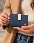 Portefeuille femme vegan en peau de pomme marine, Zola Karmyliege