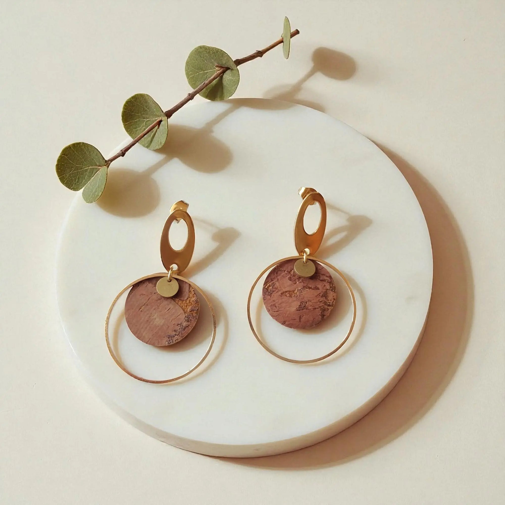 Boucles d'oreilles en liège, Laura  Karmyliege Liège caramel doré