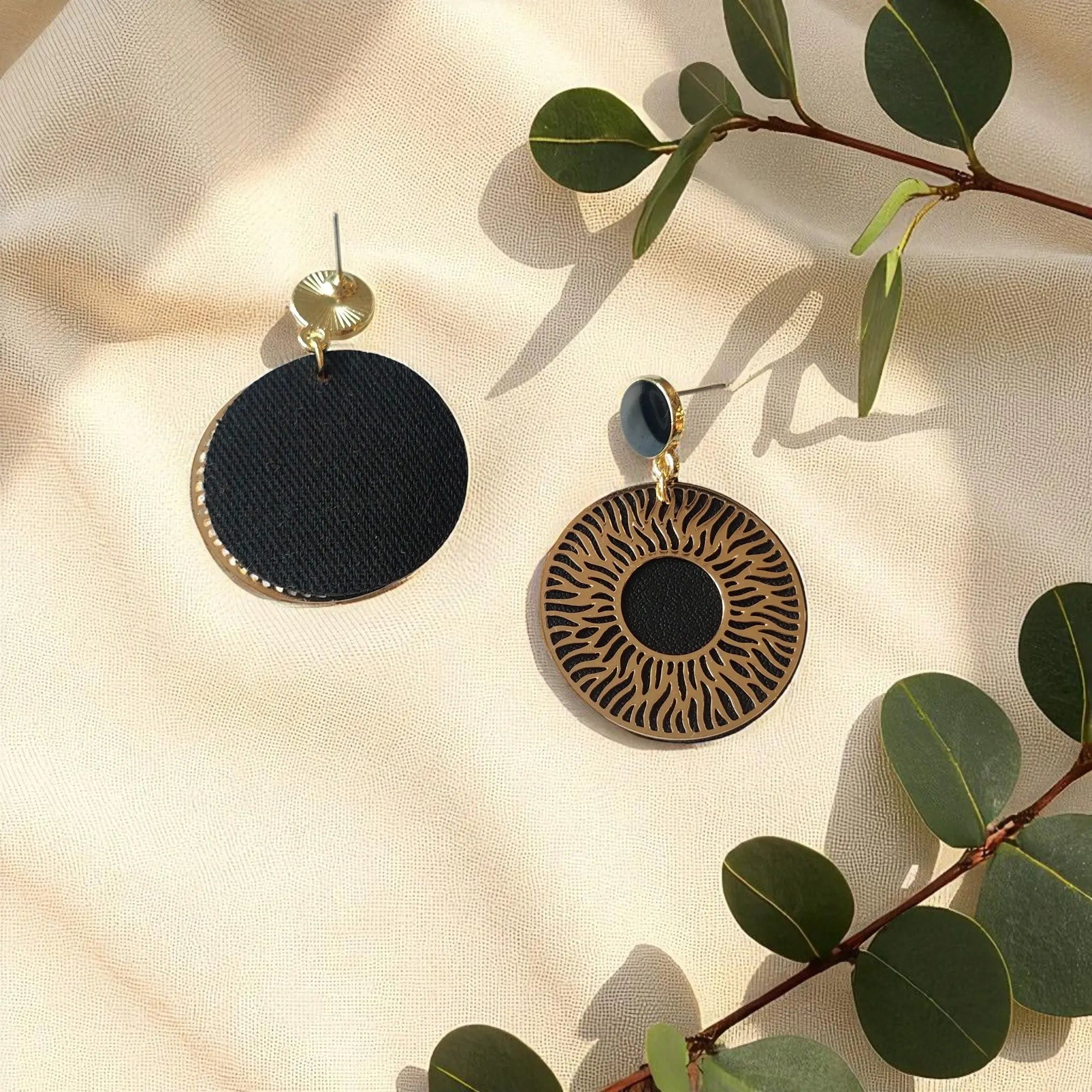 Boucles d&#39;oreilles vegan en cuir de cactus, Léa  Karmyliege
