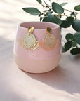 Boucles d'oreilles vegan en peau de pomme, Elena  Karmyliege