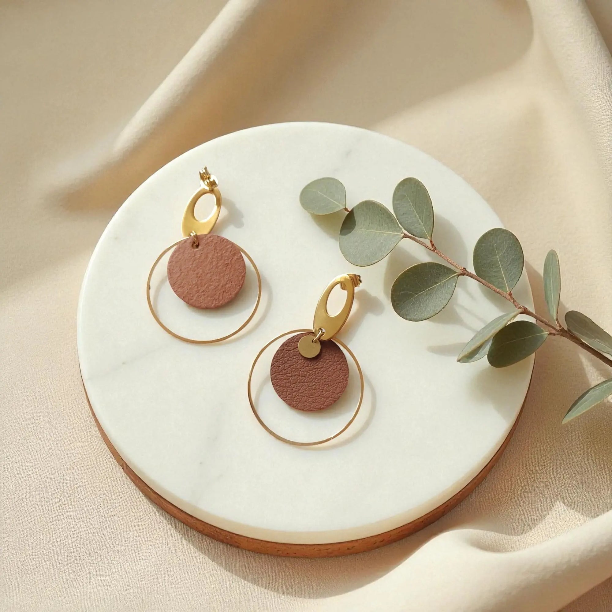 Boucles d'oreilles vegan en peau de pomme, Laura  Karmyliege