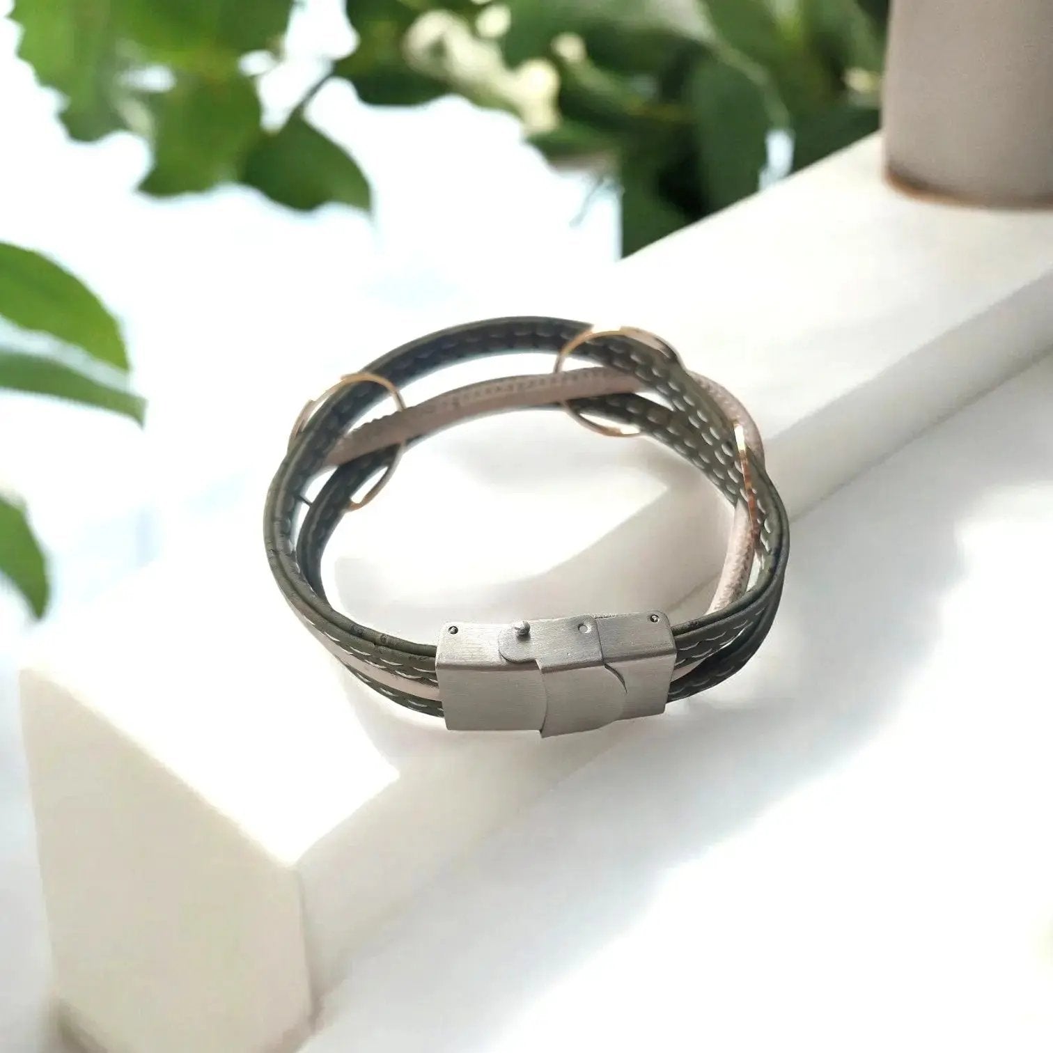 Bracelet en liège Olivia - Kaki - Bijoux été naturel femme  Karmyliege