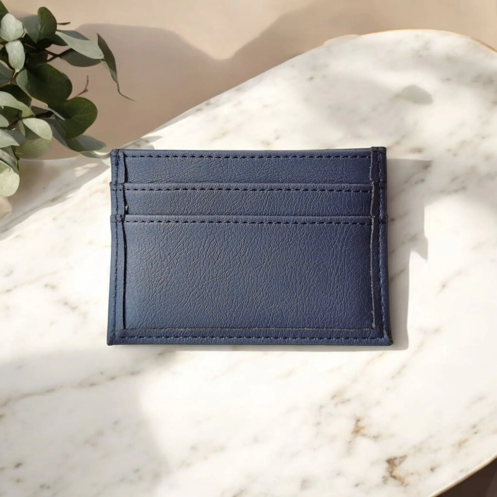 Porte cartes vegan en peau de pomme  Karmyliege