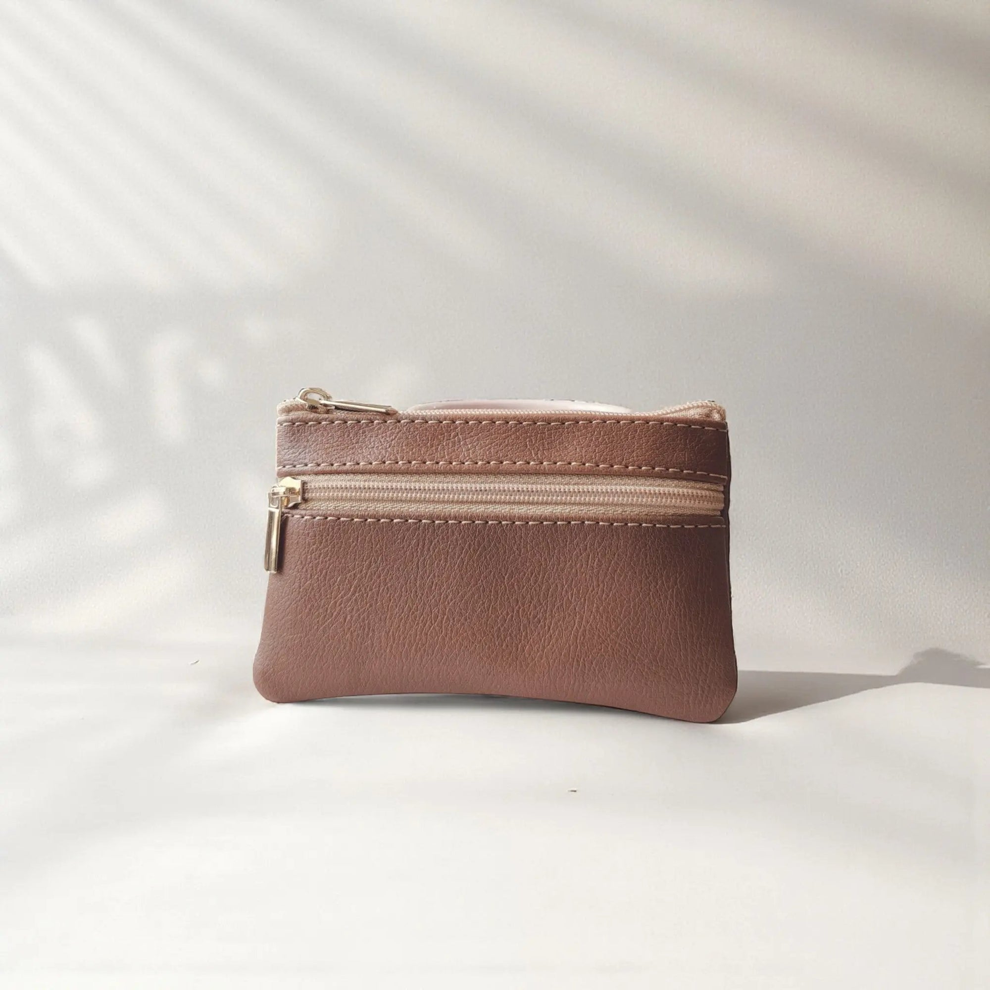 Porte-monnaie vegan en peau de pomme, camel  Karmyliege