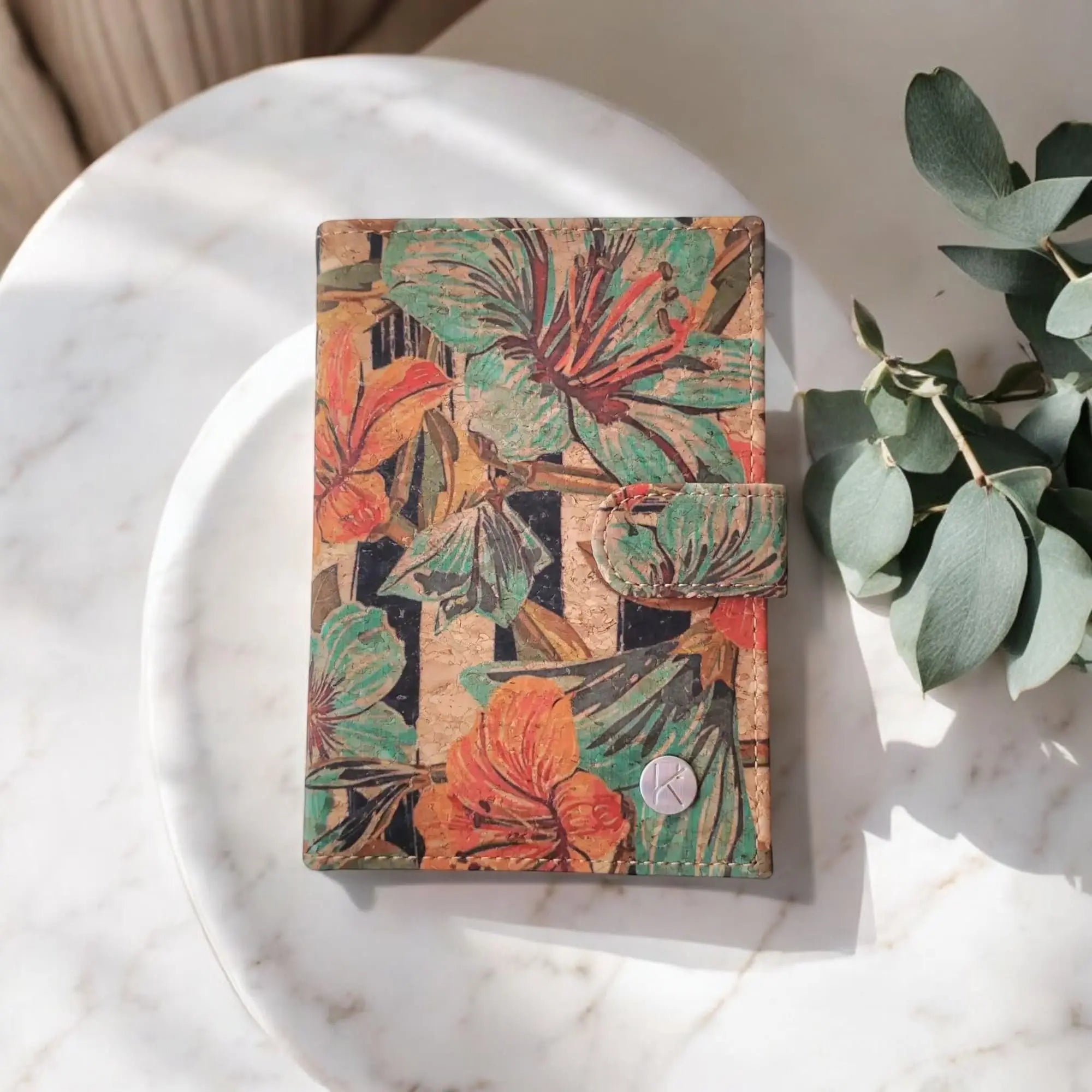 Porte-papiers et passeport en liège, Swan  Karmyliege