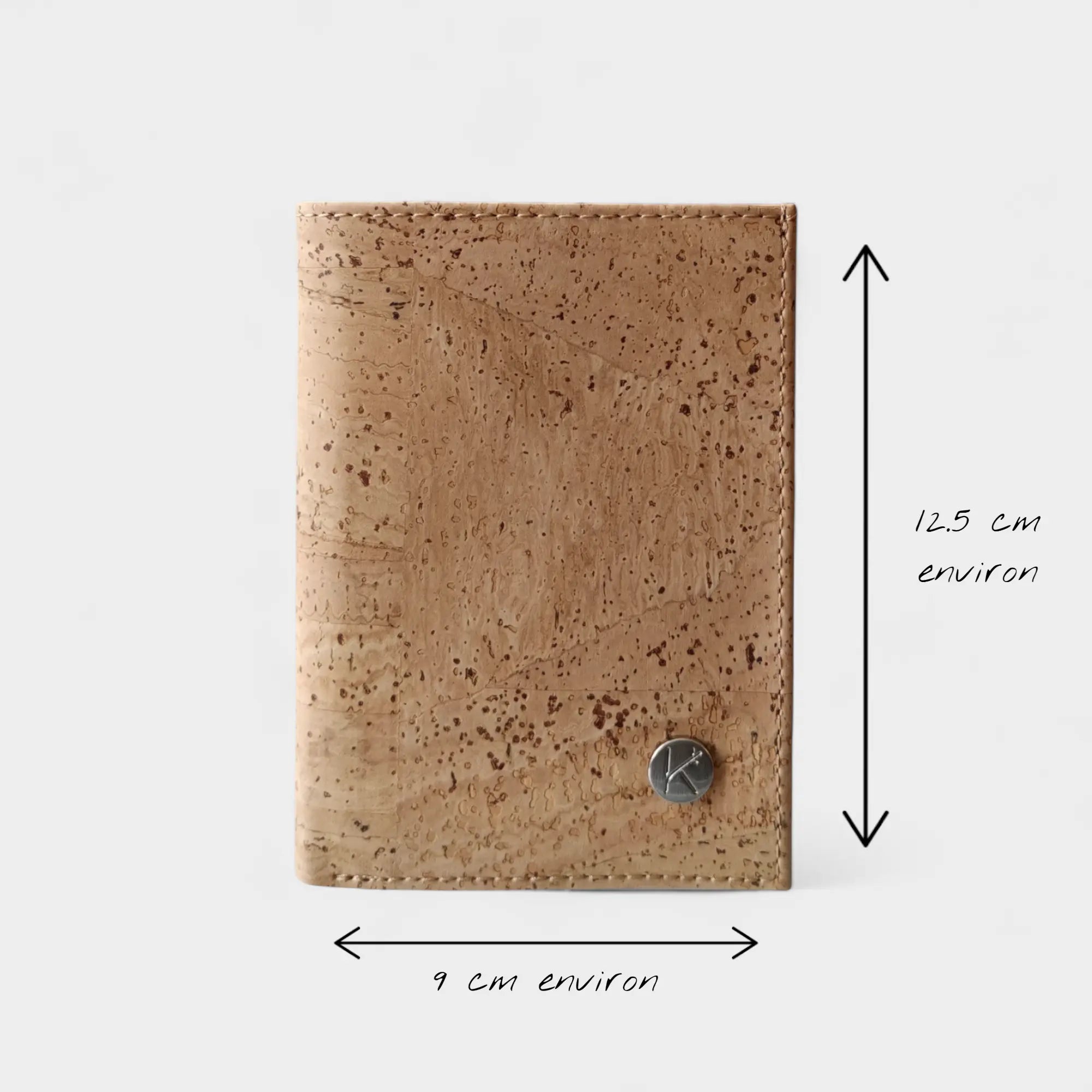 Portefeuille vegan en liège vertical avec volet, Sam  Karmyliege