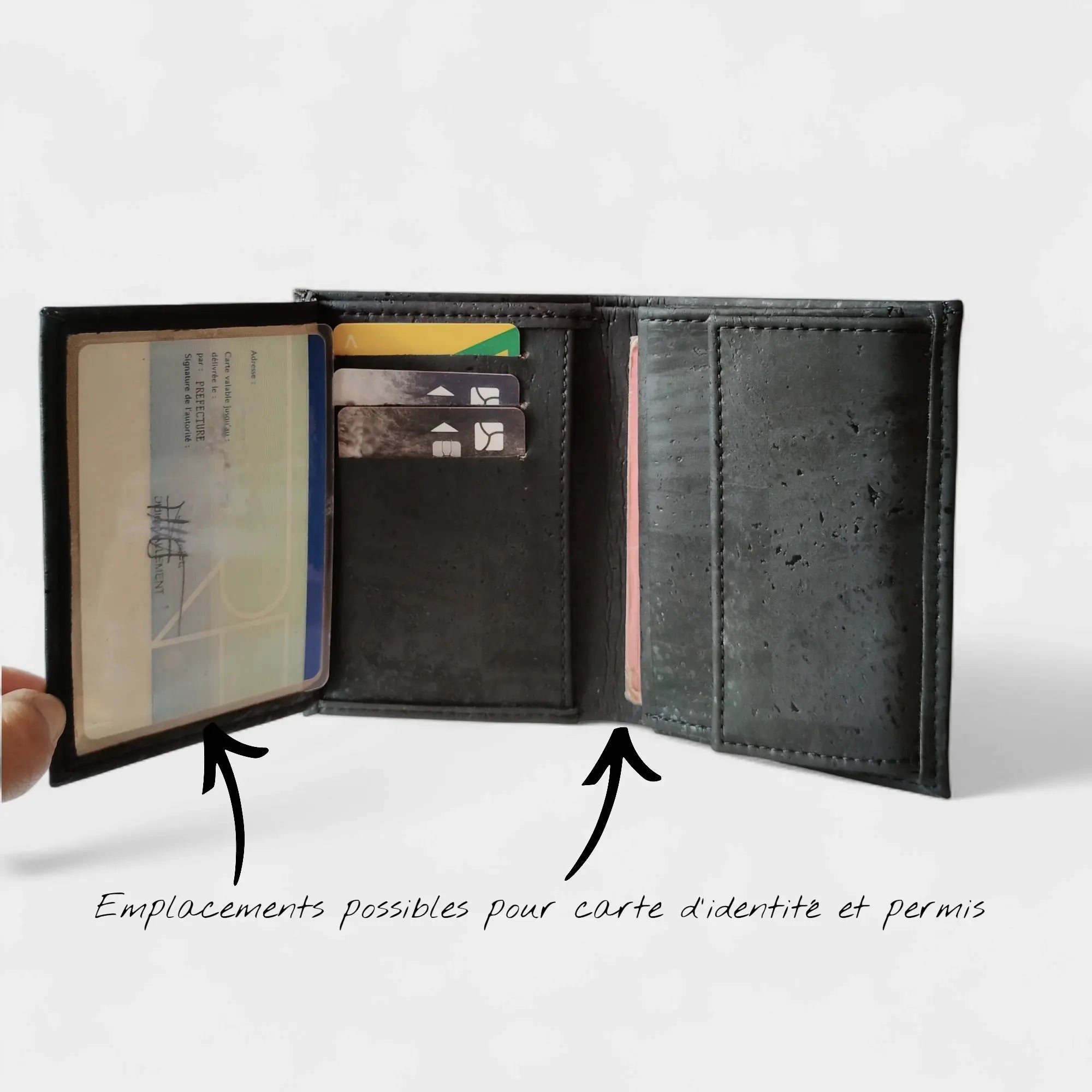 Portefeuille vegan en liège vertical avec volet, Sam  Karmyliege