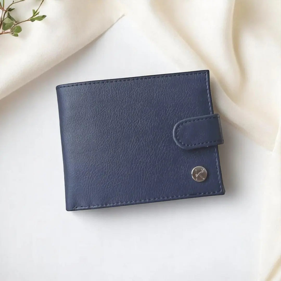 Portefeuille vegan en peau de pomme - Apple-skin Roman  Karmyliege Bleu-nuit