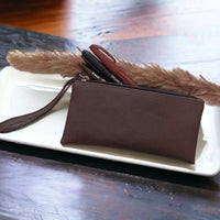 Trousse en cuir de pomme vegan Julia  Karmyliege Marron