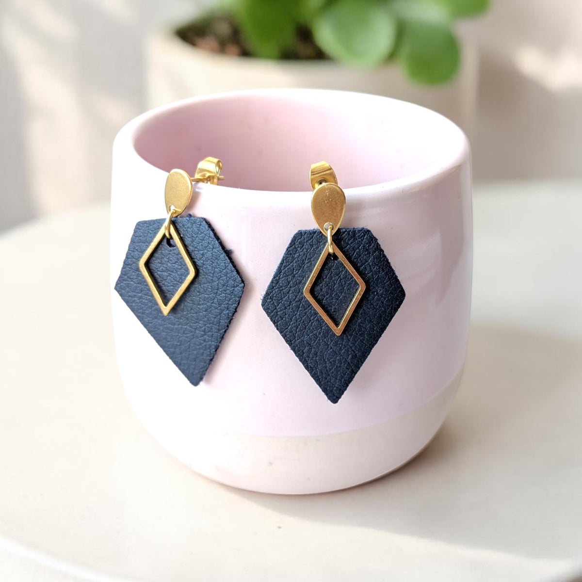 Boucles d'oreilles vegan, Alicia - Cuir de cactus bleu