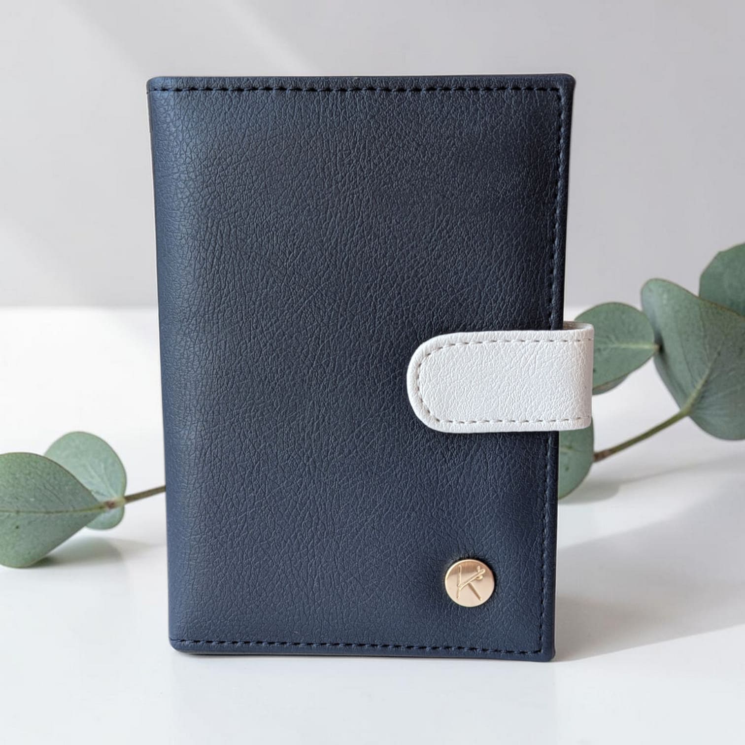 Grand portefeuille de voyage en peau de pomme, Swan  Karmyliege