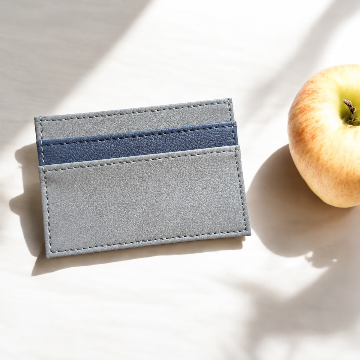 Porte cartes vegan en peau de pomme - Unisexe  Karmyliege