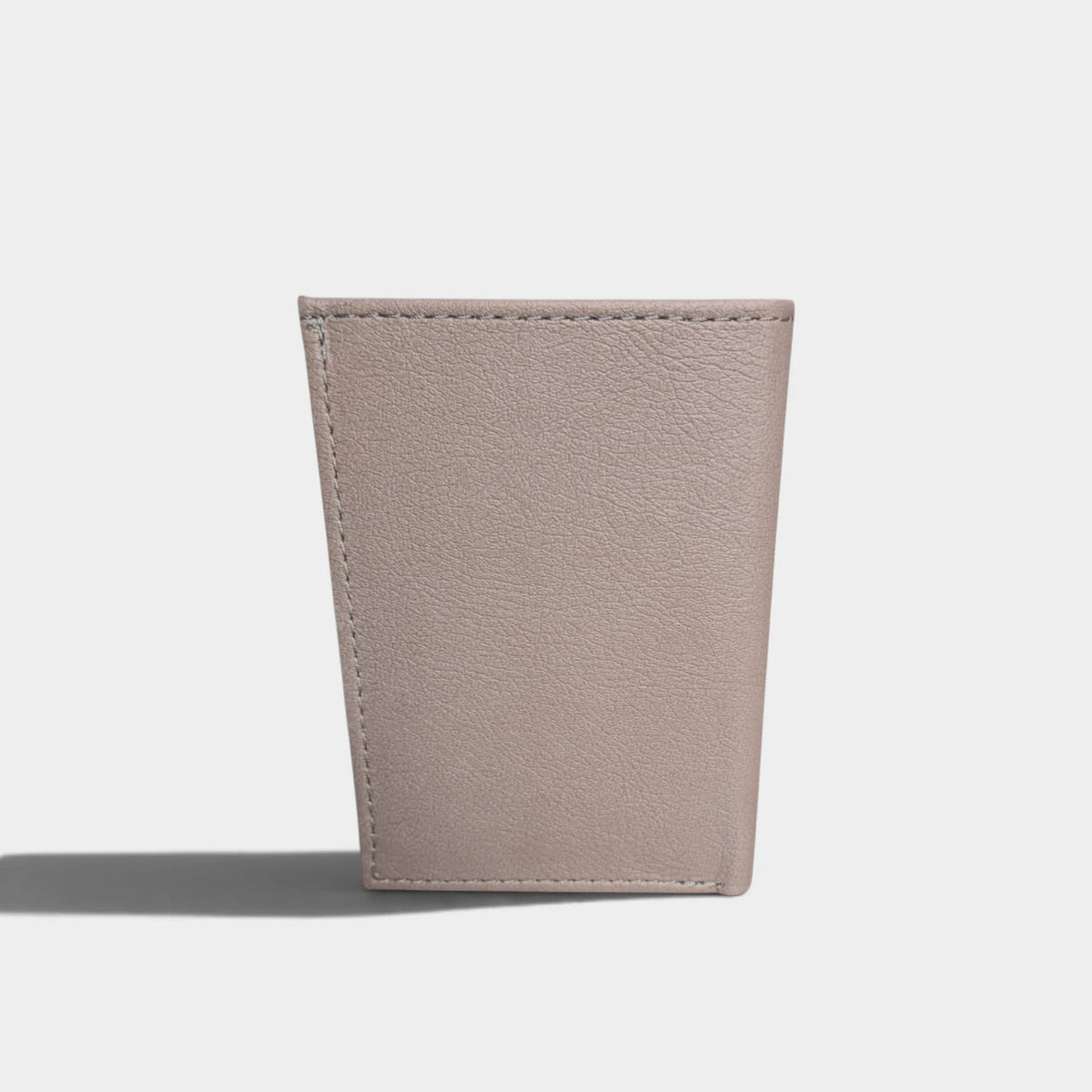 Porte cartes vegan en peau de pomme taupe  Karmyliege