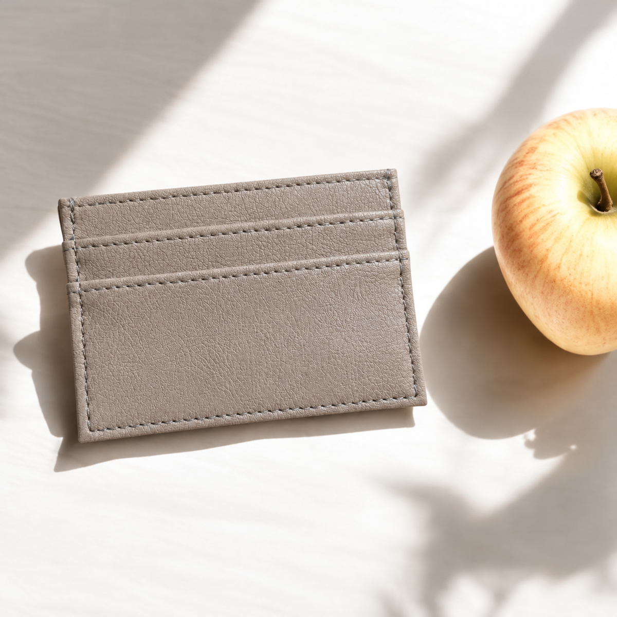 Porte cartes vegan en peau de pomme - Unisexe  Karmyliege