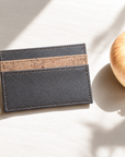 Porte cartes vegan en peau de pomme et liège  Karmyliege