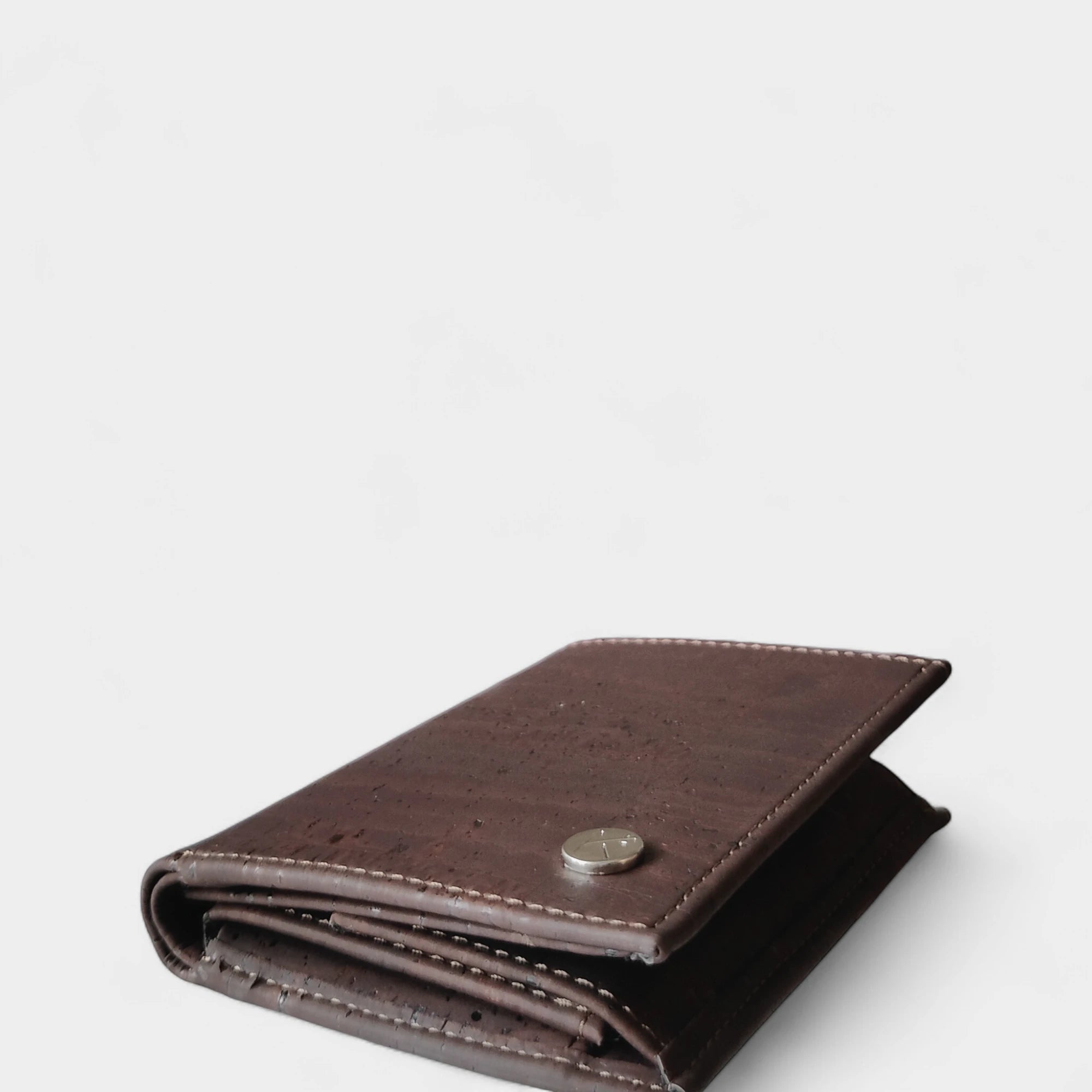 Portefeuille vegan en liège vertical avec volet, Sam